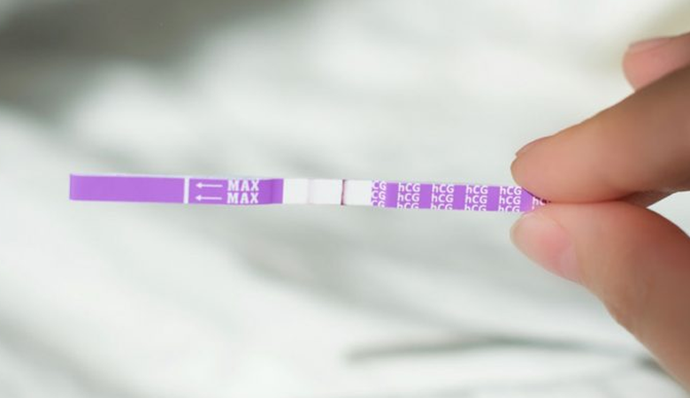 প্রেগন্যান্সি কিটে হালকা দাগের আসল কারণ জানুন
