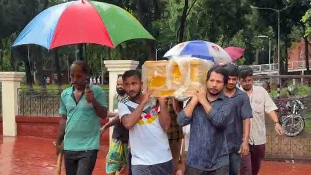বুদ্ধিজীবী কবরস্থানে স্থান পেল আহমদ ছফার কবর