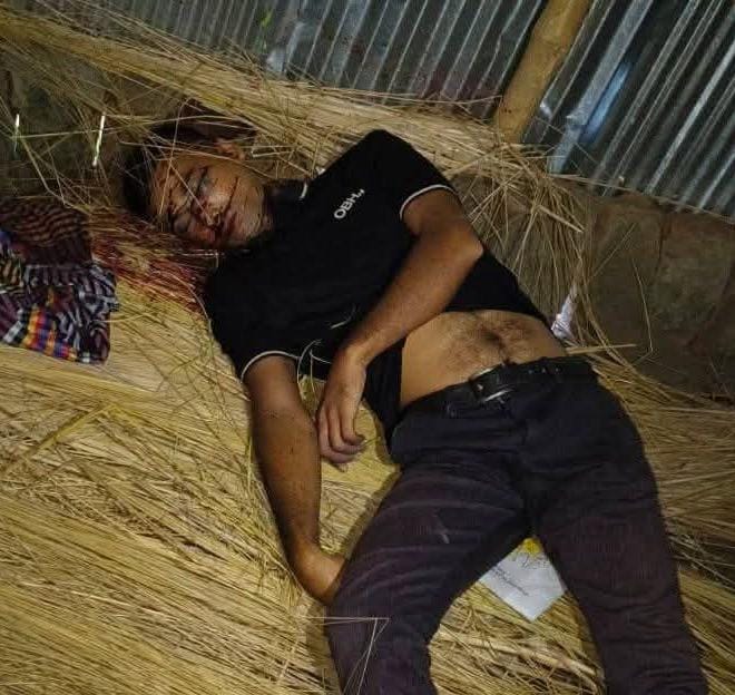 খুলনায় এবার হাঁস খুঁজতে গিয়ে মিলল ইজিবাইক চালকের রক্তাক্ত মরদেহ