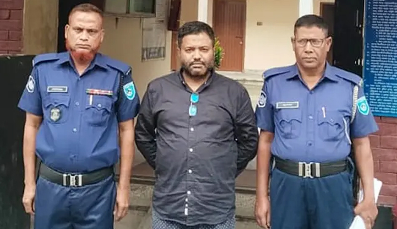 কারাগারে থেকেও শিক্ষা ছুটিতে বেতন, প্রশ্নের মুখে কলেজ কর্তৃপক্ষ