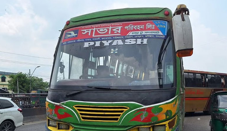 চলন্ত বাসে নারীকে ধর্ষণচেষ্টার অভিযোগ, ব্যারিকেড দিয়ে উদ্ধার