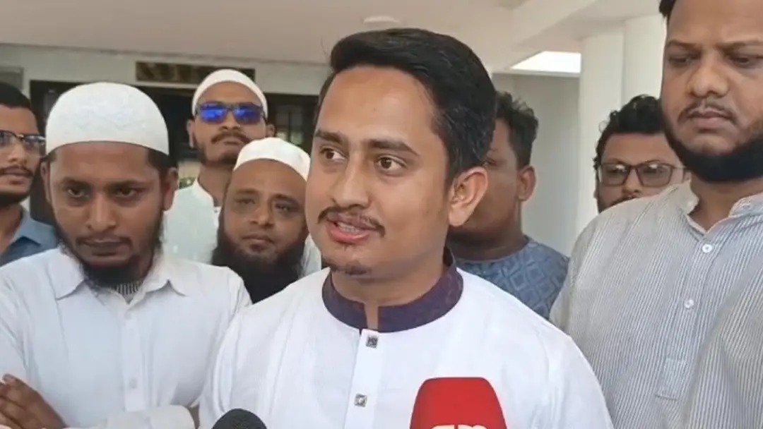 বিএনপির আচরণ ব্রেইনলেস আওয়ামী লীগের মতো