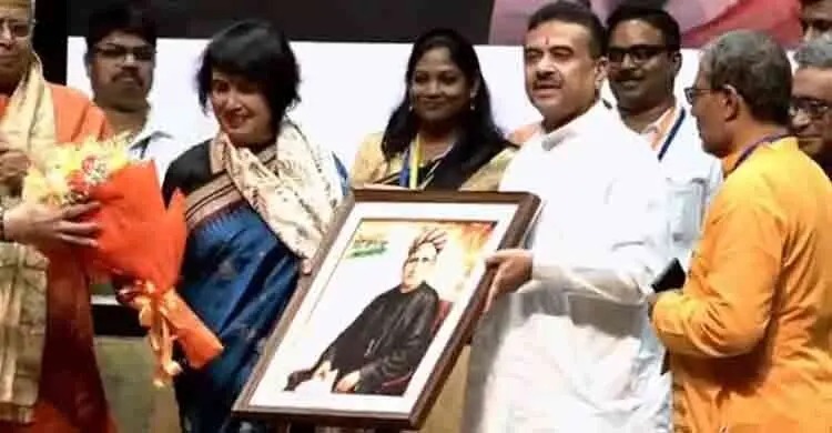 তসলিমা নাসরিনকে নিরাপত্তার আশ্বাস শুভেন্দুর