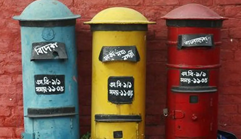 বিশ্ব চিঠি দিবস আজ, ফিরুক হারানো ভালোবাসা