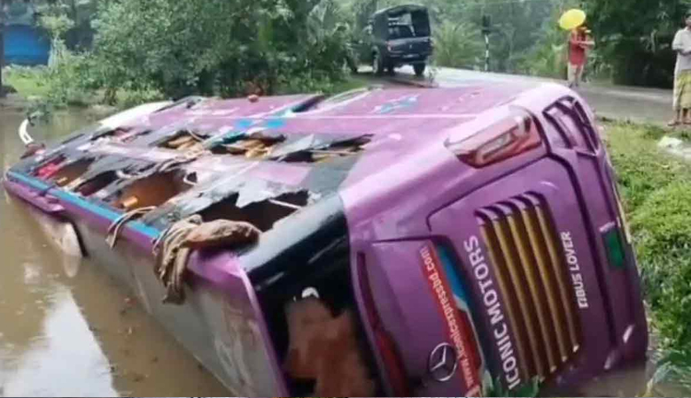 বিআরটিএর অনুমতি ছাড়া স্লিপার বাস চালানো যাবে না: হাইকোর্ট