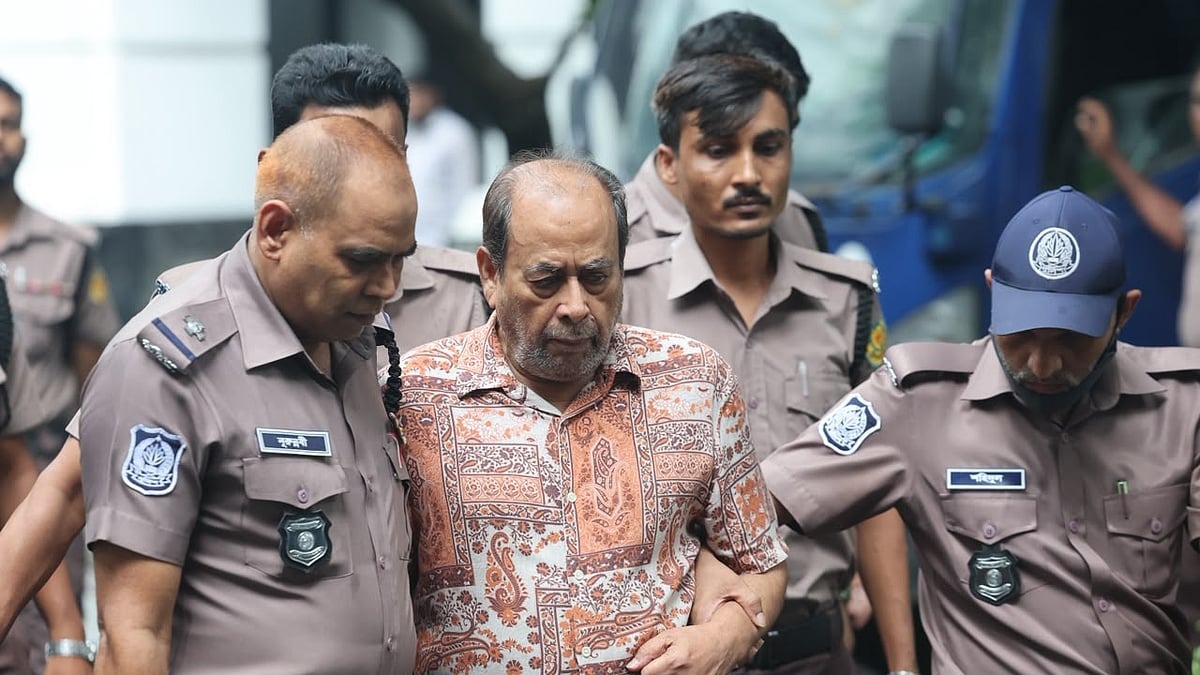 জিয়াউর রহমানকে গুলি করেন মতিউর, এরশাদ চট্টগ্রামে যান ২৮ মে