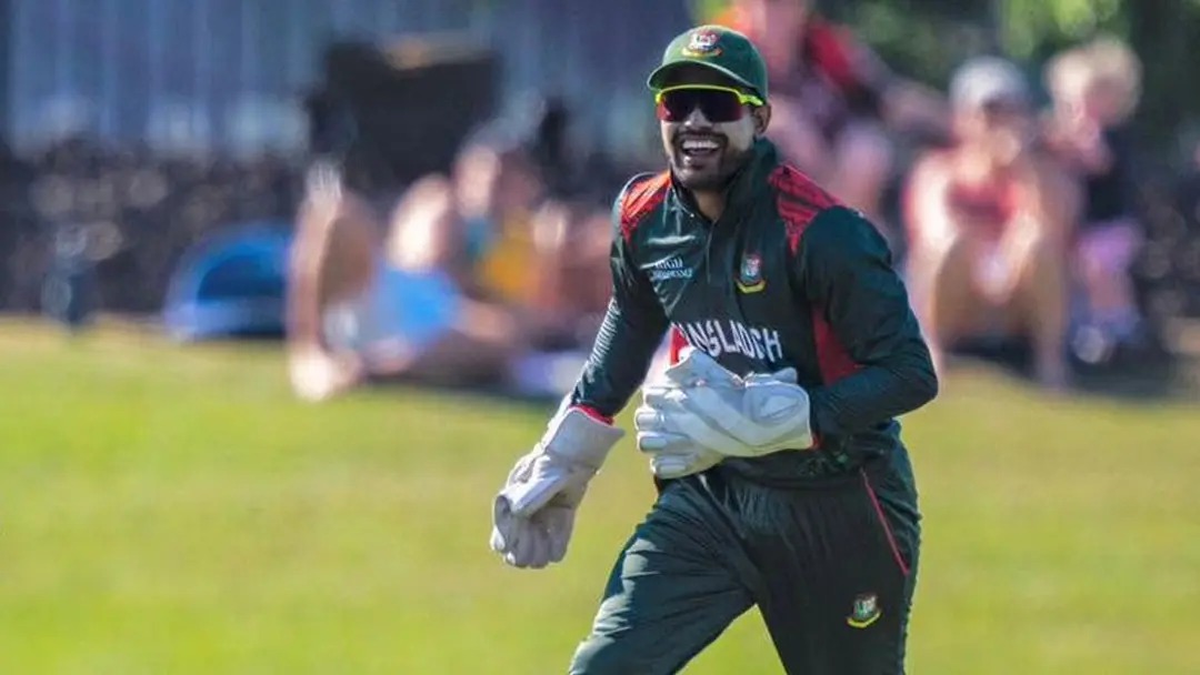 বিদেশি ফ্র্যাঞ্চাইজি লিগে অভিষেক হচ্ছে আকবরের
