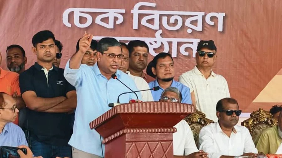 শেষ সময়ে ফ্যামিলি কার্ড পাবেন মন্ত্রী, প্রধানমন্ত্রীর স্ত্রী: সমবায় প্রতিমন্ত্রী