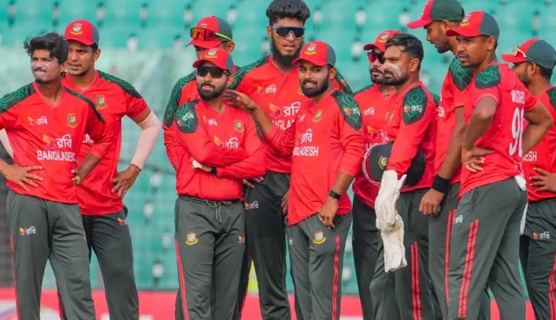 না খেলে সেমিফাইনালে উঠলো বাংলাদেশও