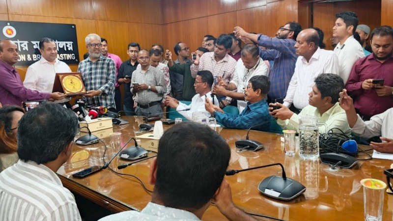 গণমাধ্যম নিয়ন্ত্রণের ইচ্ছা সরকারের নেই: তথ্য প্রতিমন্ত্রী