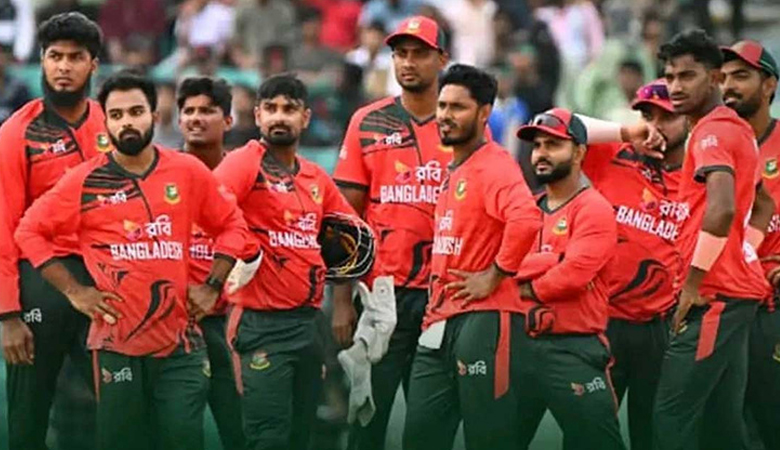মুস্তাফিজের বাজে দিনে বাংলাদেশকে হারিয়ে ফাইনালে পাকিস্তান
