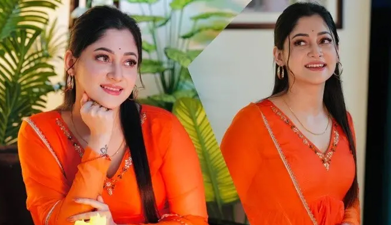 পূজা চেরীর কমলা সাজে রহস্যময় বার্তা