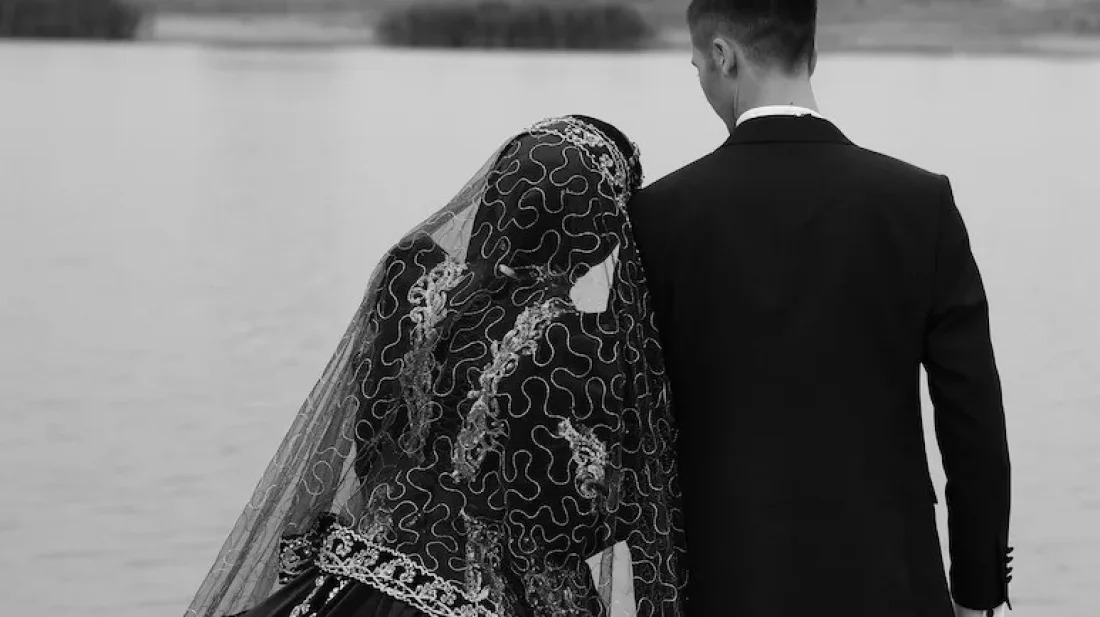 সিঙ্গাপুরে জন্মহার বৃদ্ধিতে সরকারি কর্মীদের ডেটিং অ্যাপ চালু