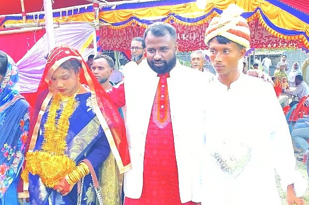 নিজের টাকায় অসহায় মেয়েদের বিয়ে দেন রুহুল আমিন, এবার ১১৩তম