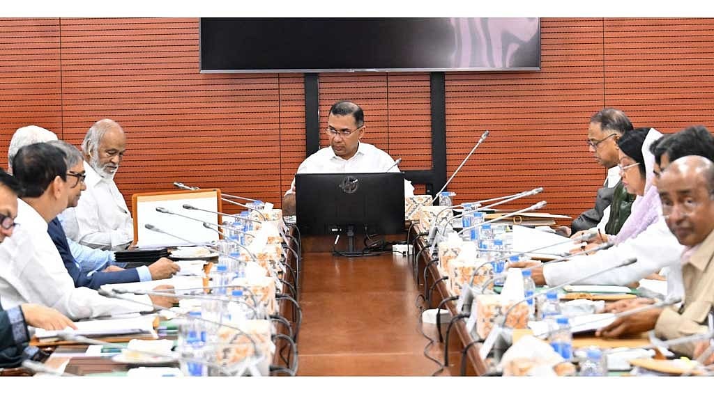 সৌরবিদ্যুতের ব্যবহার বাড়ানো ও প্রকল্প দ্রুত বাস্তবায়নে গুরুত্ব প্রধানমন্ত্রীর