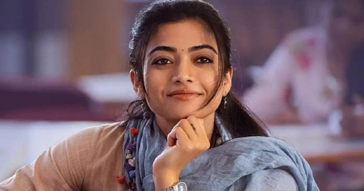 ৪০০ পরিবারের দায়িত্ব নিলেন রাশমিকা