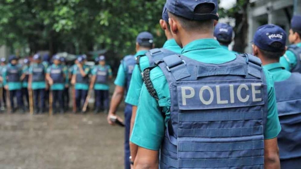 পুলিশের মানসিক স্বাস্থ্য: রাষ্ট্র কি দায়িত্ব নেবে?