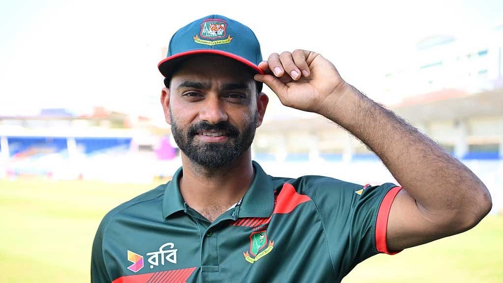 অভিষেকেই প্রশ্নবিদ্ধ আলিসের বোলিং অ্যাকশন