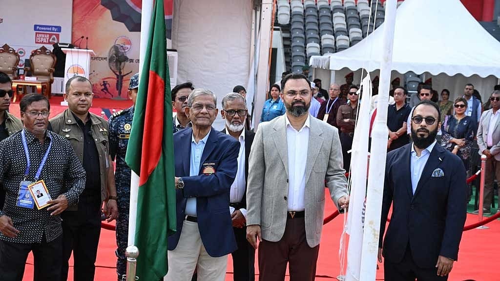 মাদক ও মোবাইল আসক্তি থেকে তরুণদের বাঁচাতে মাঠে ফেরার আহ্বান রাষ্ট্রপতির