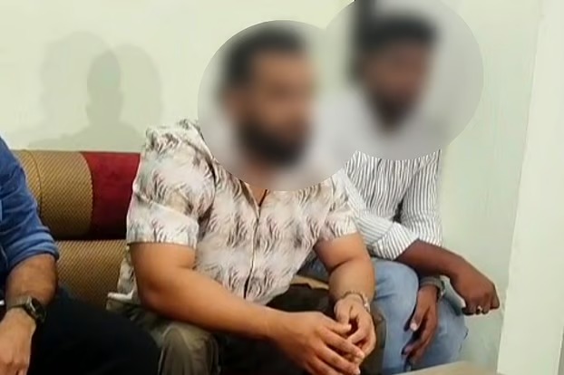 শিশুর বিচার চাইতে মাদ্রাসায় গিয়েছিলাম, মব করতে নয়: বাবা