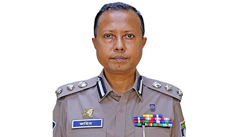 খিলক্ষেতে বাড়িতে ডিজে পার্টির ঘটনায় অতিরিক্ত ডিআইজি বরখাস্ত